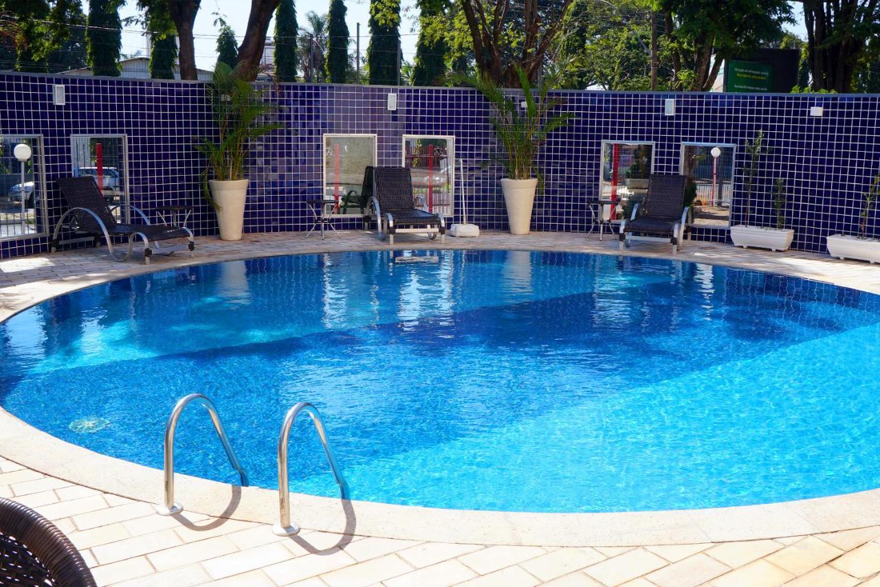 Hotel Golden Park Uberaba By Nacional Inn Экстерьер фото