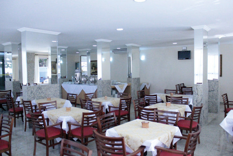 Hotel Golden Park Uberaba By Nacional Inn Экстерьер фото