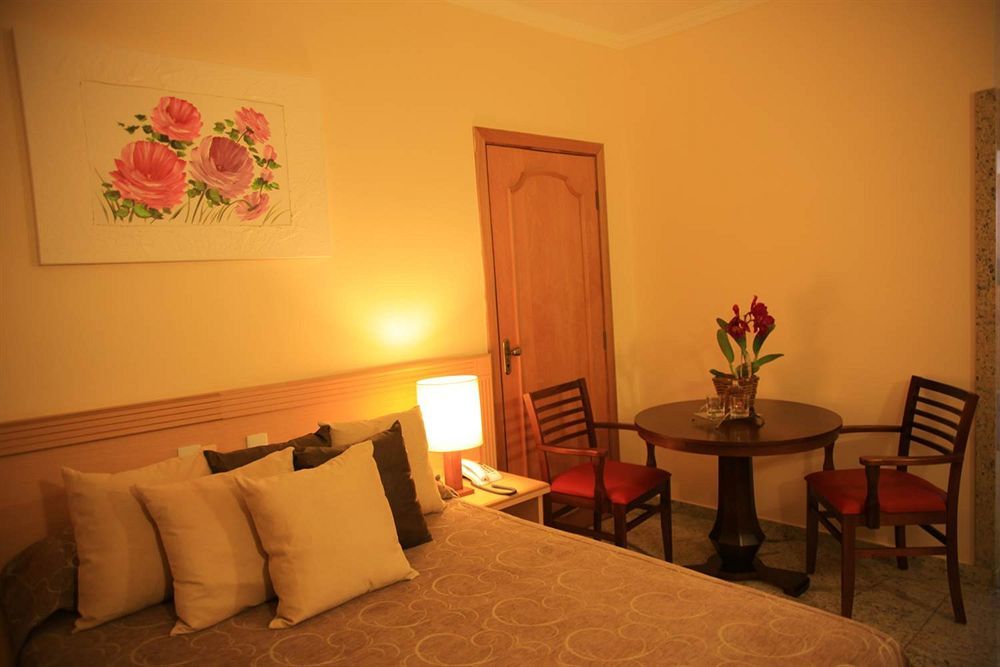 Hotel Golden Park Uberaba By Nacional Inn Экстерьер фото